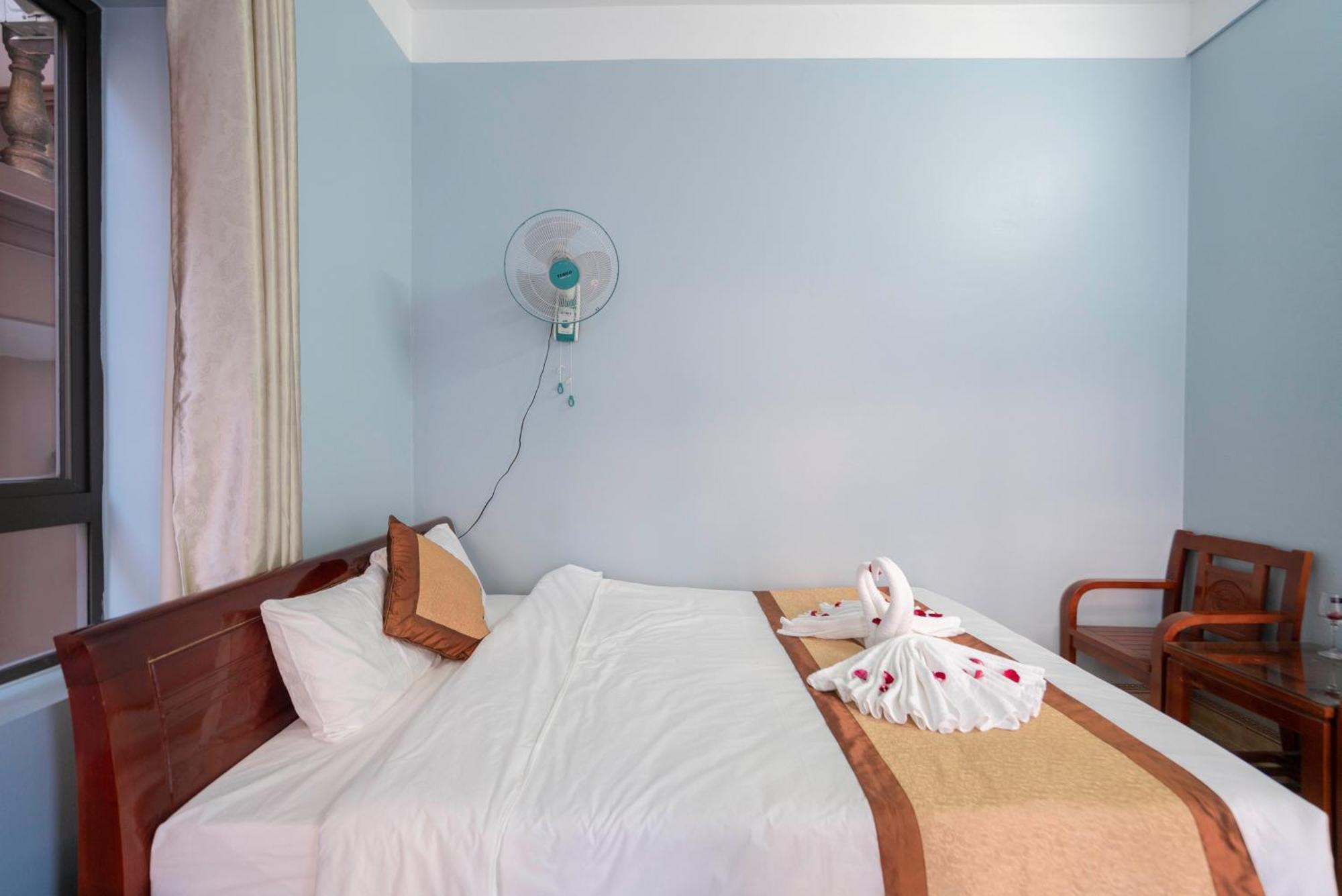Ha Long Fancy Hostel With Vegetarian And Vegan Restaurant Екстер'єр фото