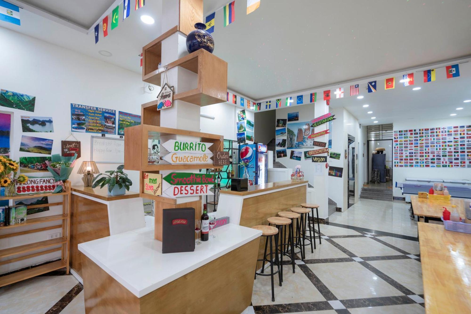Ha Long Fancy Hostel With Vegetarian And Vegan Restaurant Екстер'єр фото