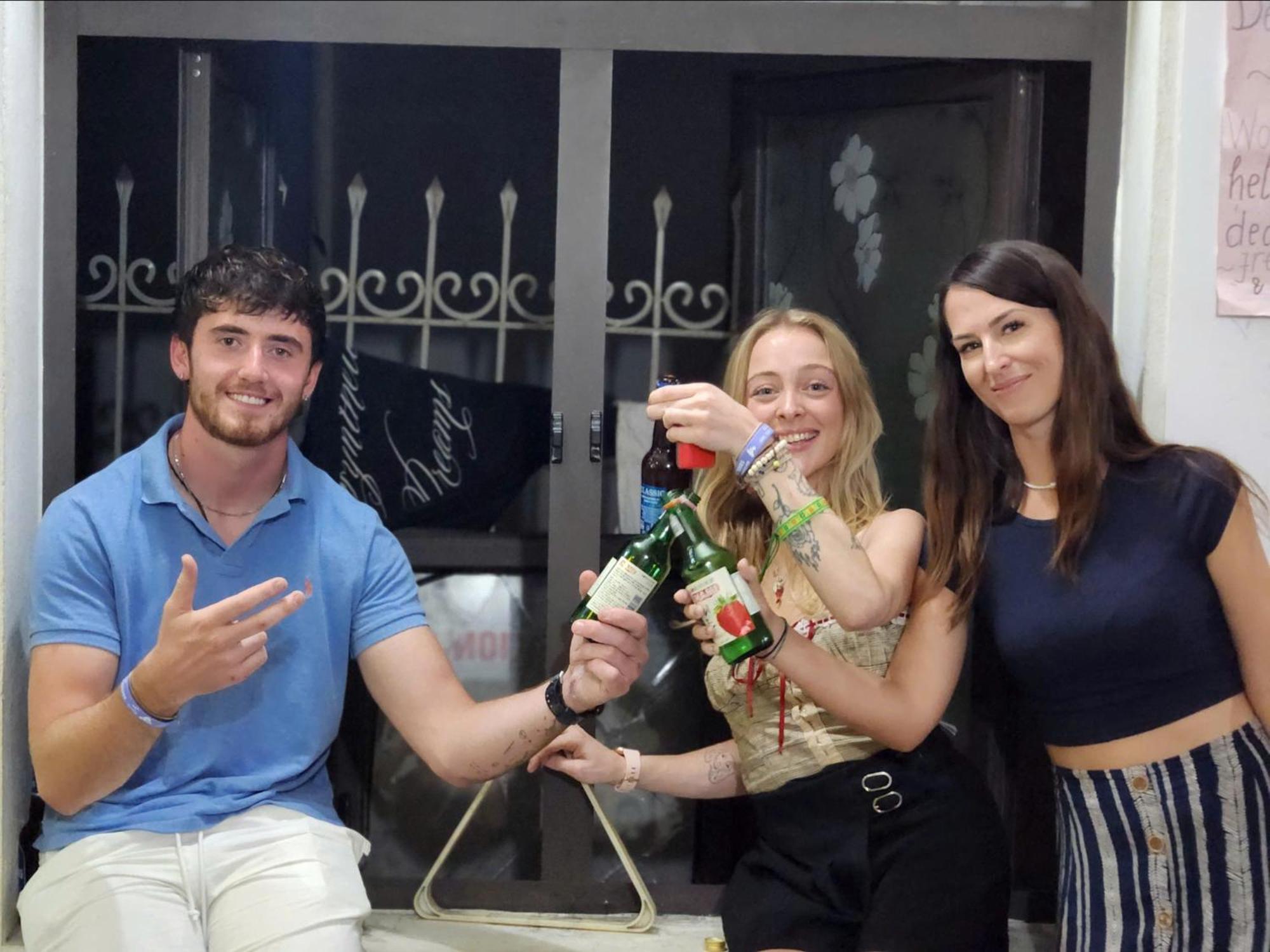 Ha Long Fancy Hostel With Vegetarian And Vegan Restaurant Екстер'єр фото