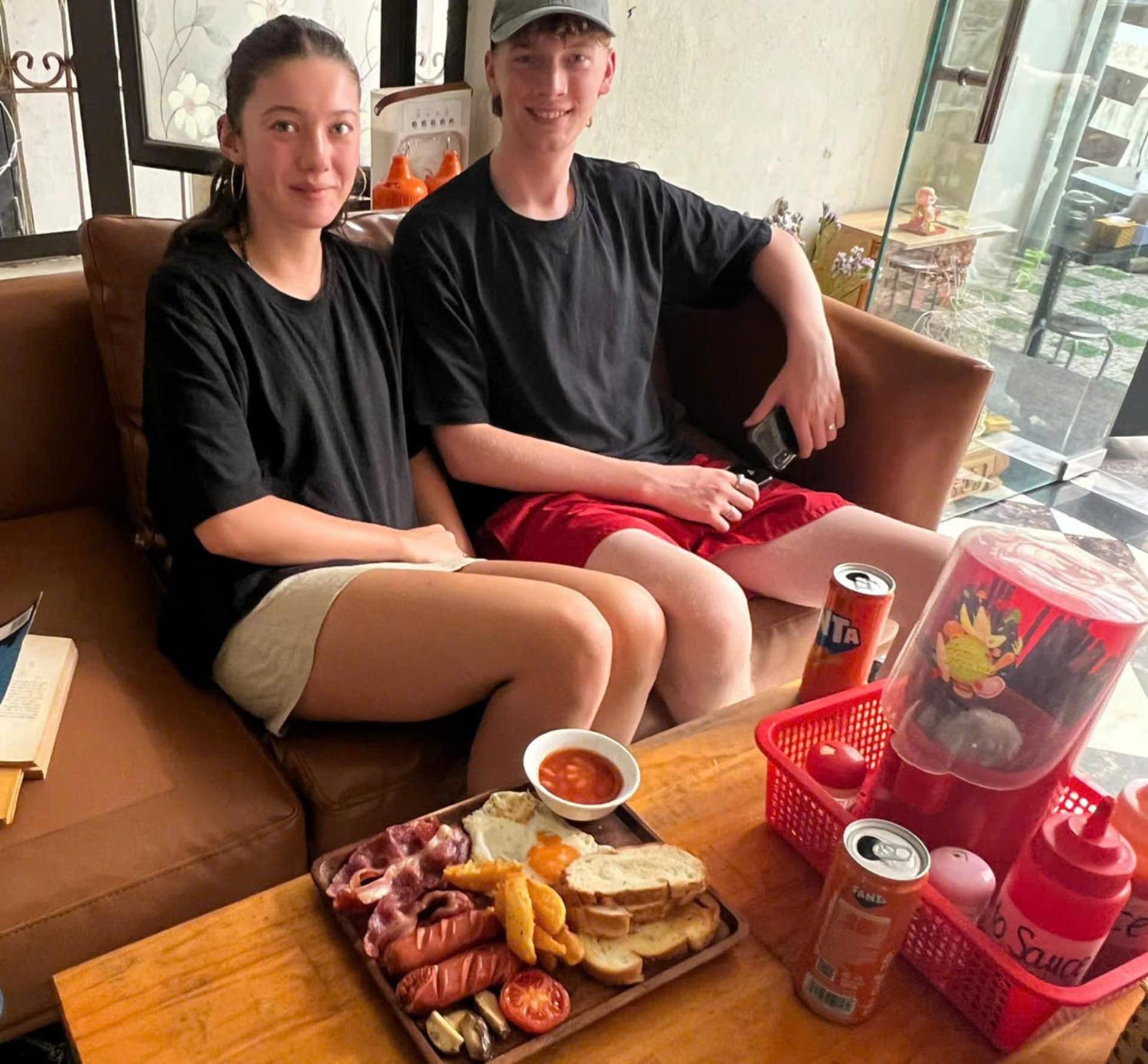 Ha Long Fancy Hostel With Vegetarian And Vegan Restaurant Екстер'єр фото